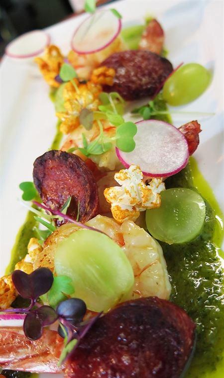Tallwood Eatery - Queensland Tourism 4