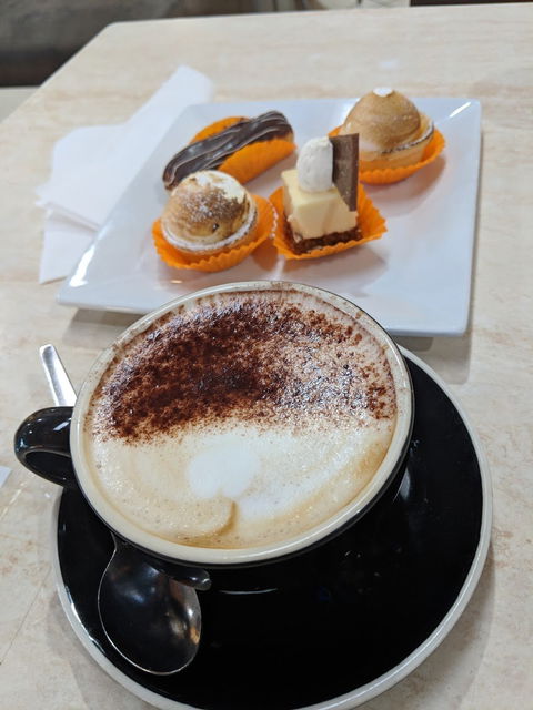 Addiction Coffee Bar - QLD Tourism 5