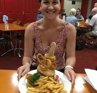 Ayr Anzac Club - Queensland Tourism