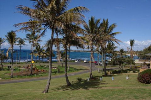 Bargara Golf Club - QLD Tourism 0