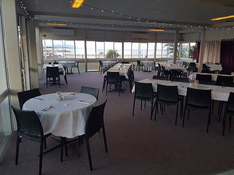 Bellah'z By The Bay - QLD Tourism 0