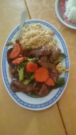 Happy Valley Family Restaurant - Queensland Tourism 0