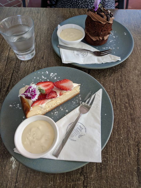 Flour - QLD Tourism 4