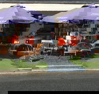 Temptations by the Water - Queensland Tourism