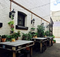 Rafter  Rose Cafe - QLD Tourism