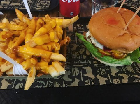 #Burgerlove - Queensland Tourism 0