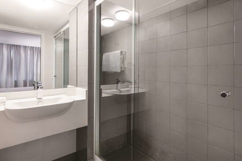 Rendezvous Hotel Perth Central - Queensland Tourism 9