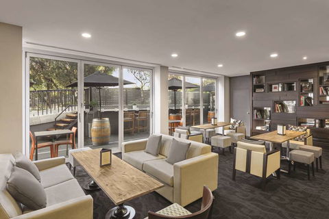 Rendezvous Hotel Perth Central - Queensland Tourism 11