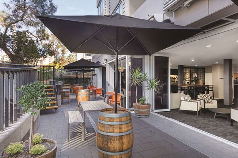 Rendezvous Hotel Perth Central - Queensland Tourism 15