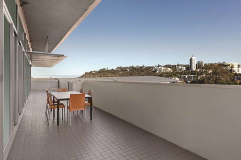 Adina Apartment Hotel Perth - Queensland Tourism 8