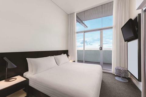 Adina Apartment Hotel Perth - Queensland Tourism 11