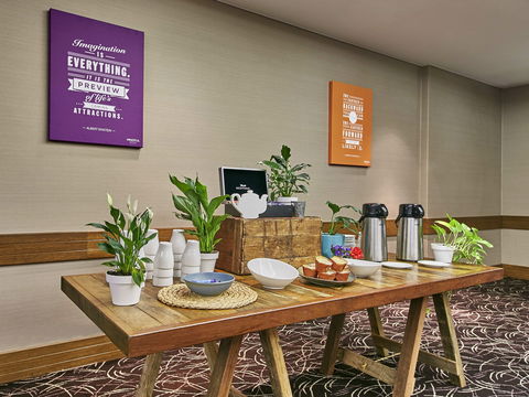 Mercure Hotel Perth - Queensland Tourism 11