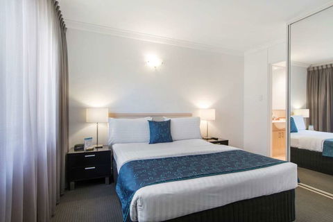 The Peninsula Riverside Apartments - Queensland Tourism 11