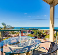 Aqualuna Beach Resort - Queensland Tourism