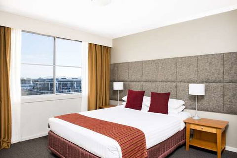 Mantra On Northbourne - Queensland Tourism 3