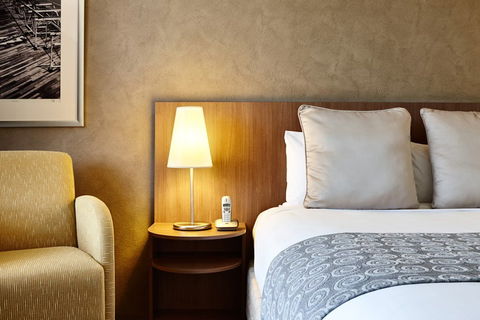 Hotel Urban St Leonards - Queensland Tourism 7