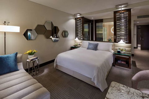 Crown Towers Perth - Queensland Tourism 2