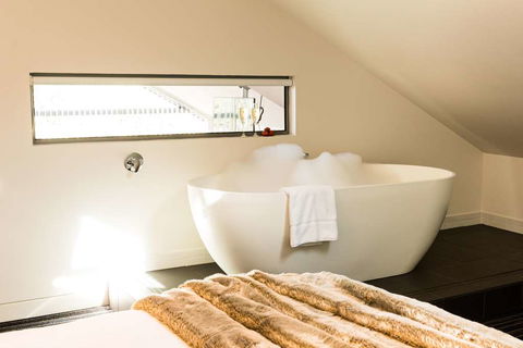 Salamanca Wharf Hotel - QLD Tourism 4