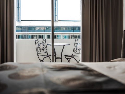 Salamanca Suites - QLD Tourism 10