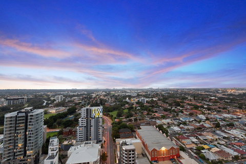 Astra Apartments Parramatta - Skyrise - QLD Tourism 0
