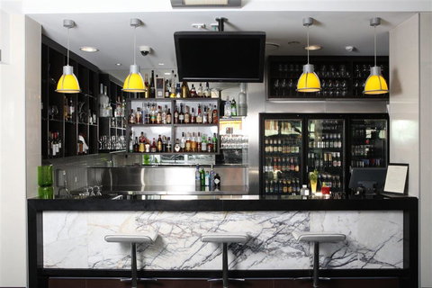 Jephson Hotel - QLD Tourism 1