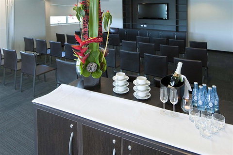 Jephson Hotel - QLD Tourism 9