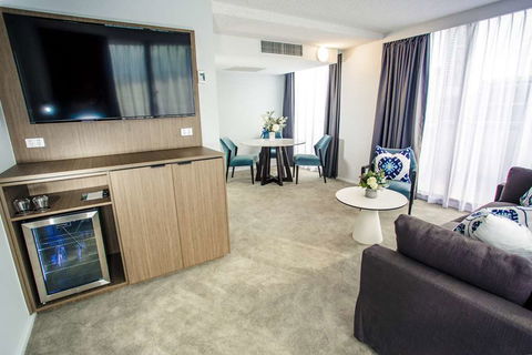 Pacific Hotel Brisbane - QLD Tourism 11
