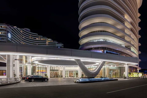 The Darling Gold Coast - QLD Tourism 1