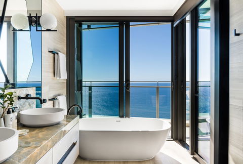 Langham, Gold Coast & Jewel Residences - QLD Tourism 5