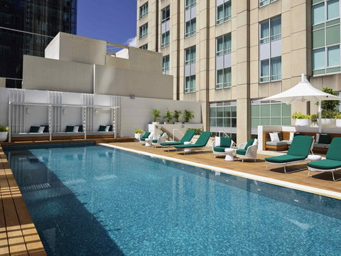 Swissotel Sydney - QLD Tourism 6