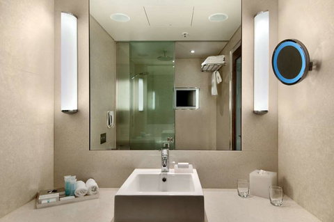 Hilton Sydney - QLD Tourism 6