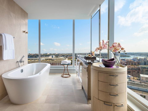 Sofitel Sydney Darling Harbour - QLD Tourism 5