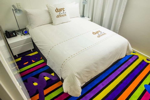 Adge Apartment Hotel - QLD Tourism 9