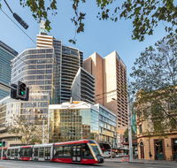 Meriton Suites Campbell Street - QLD Tourism