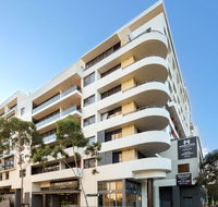 Meriton Suites Waterloo - QLD Tourism
