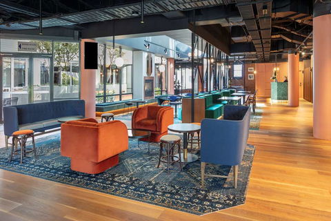 Amora Hotel Riverwalk Melbourne - QLD Tourism 3