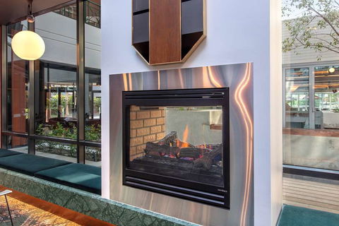 Amora Hotel Riverwalk Melbourne - QLD Tourism 17