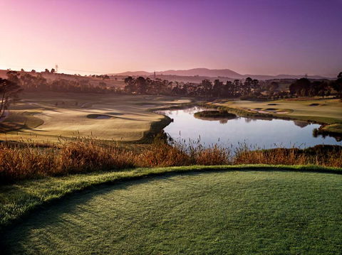 Yarra Valley Lodge - QLD Tourism 0