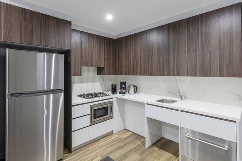 Meriton Serviced Apartments North Sydney - Queensland Tourism 2