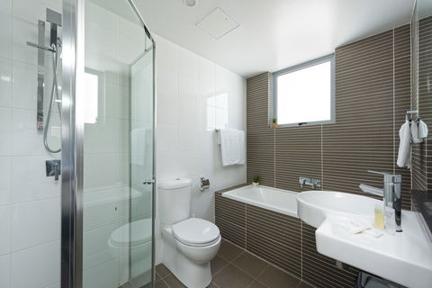 Astra Apartments North Sydney - Queensland Tourism 1
