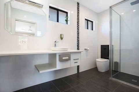 Comfort Inn May Park - QLD Tourism 2