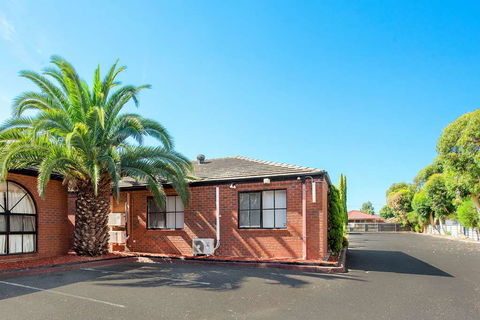 Comfort Inn Dandenong - QLD Tourism 1