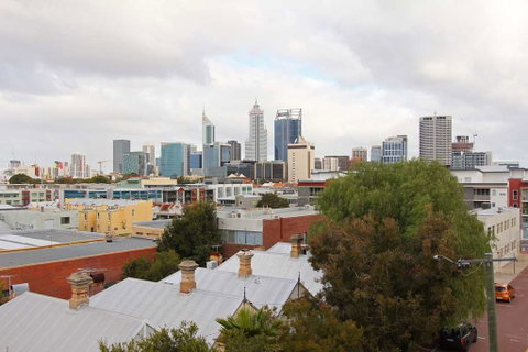 Zappeion Apartments - QLD Tourism 0