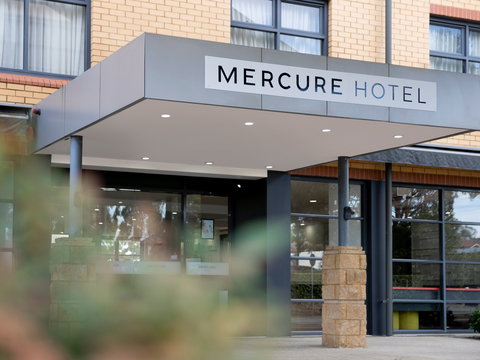 Mercure Sydney Blacktown - QLD Tourism 1