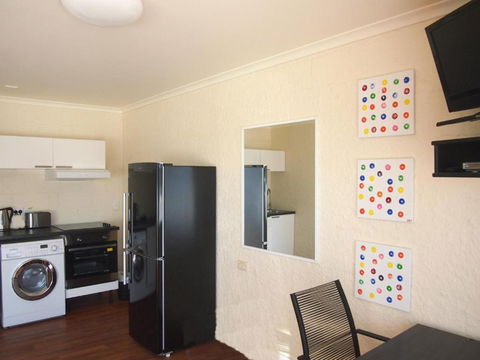 Siesta Central Apartments - Queensland Tourism 2