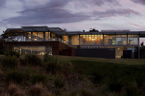 Mona Pavilions - Queensland Tourism 2