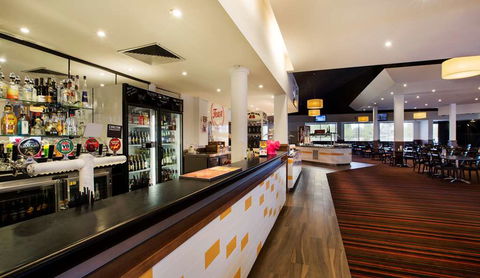 Nightcap At Gateway Hotel - Queensland Tourism 6
