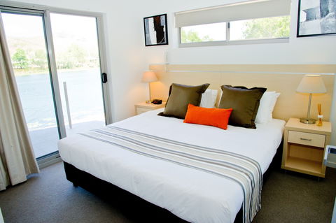 Itara & Jacana Apartments - QLD Tourism 6