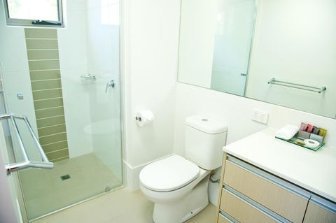 Itara & Jacana Apartments - QLD Tourism 7