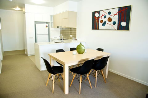 Itara & Jacana Apartments - QLD Tourism 12